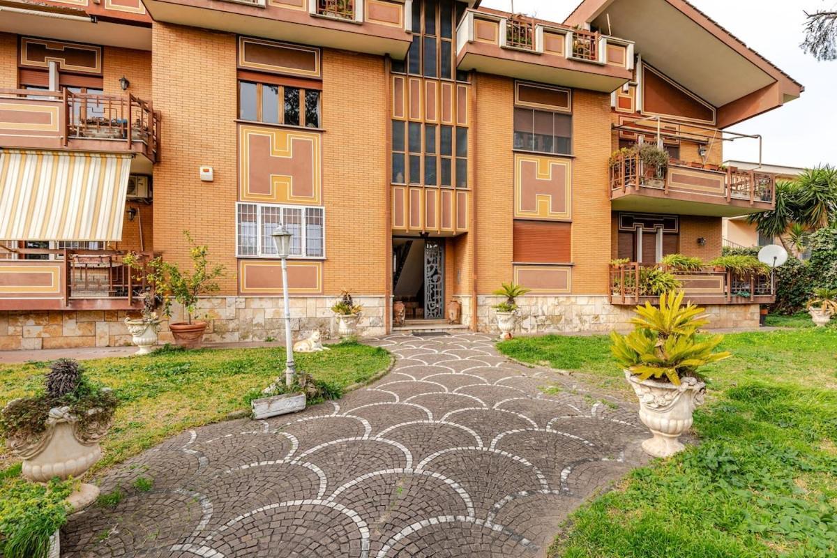 Tsuki House Apartment มารีโน ภายนอก รูปภาพ